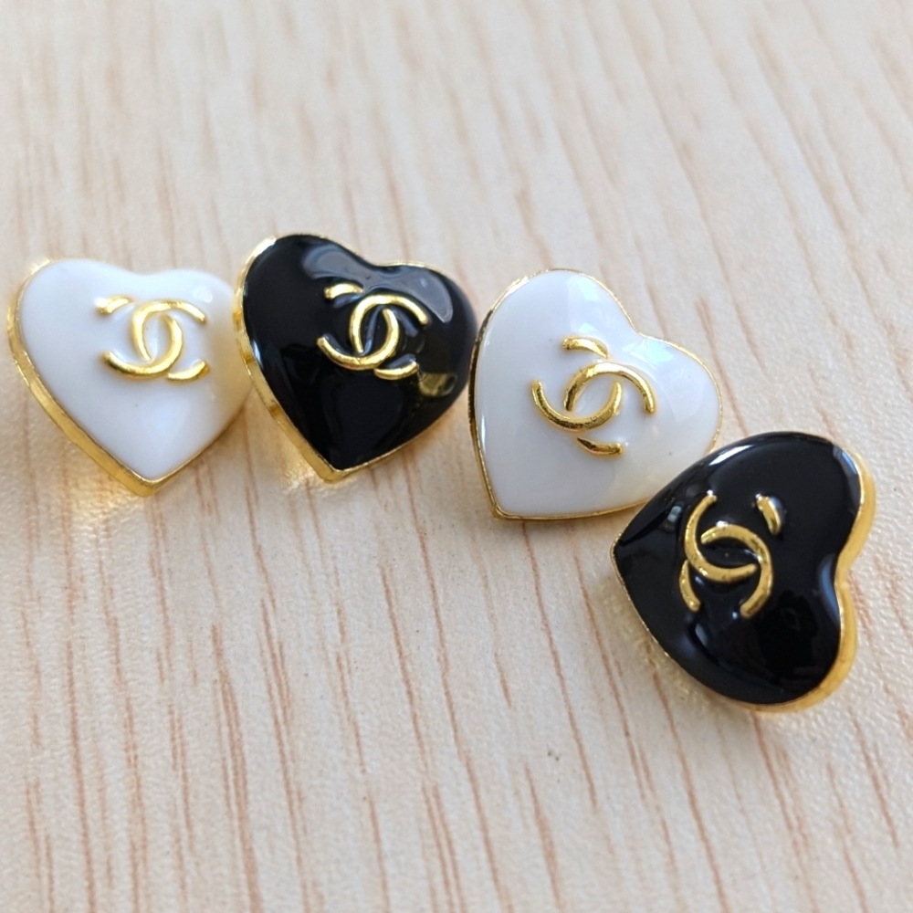 4 Vintage Chanel Heart Enamel Buttons